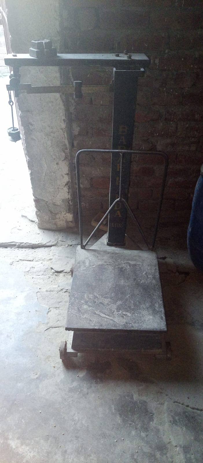 Peter Engine/chakki/ flour mill/grain grinding machine/ weight machine 5
