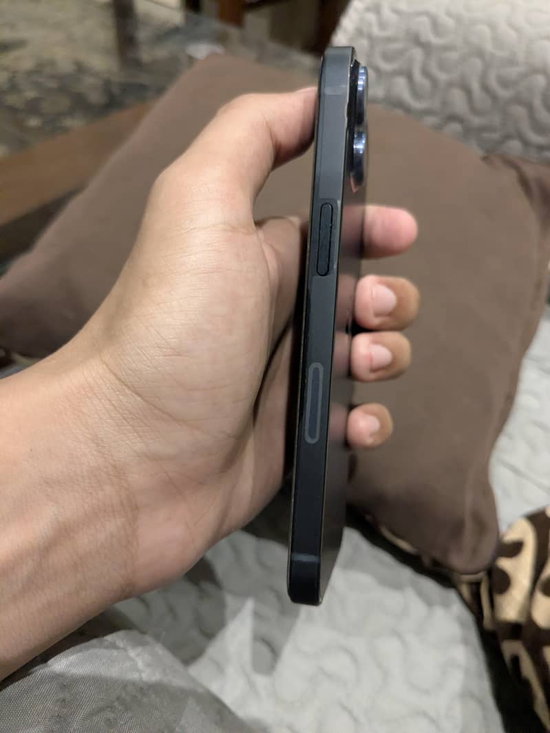 Iphone 13 JV 6