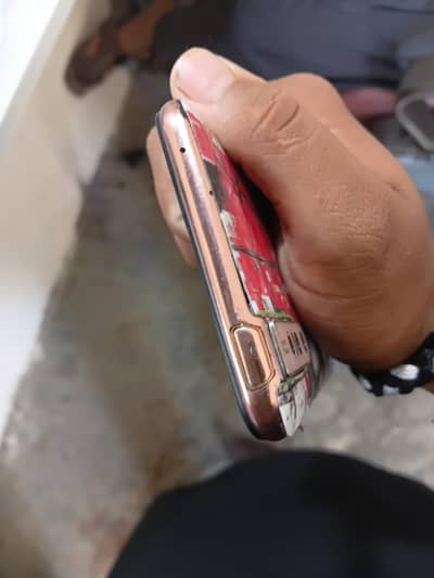front  camr my ak line ha cheng kro ghy thik ho jy gha  8 256 All ok