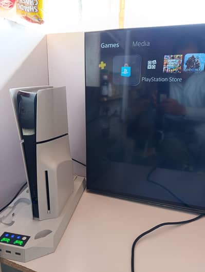 I'm selling my , personal ps5 slim  disk edition condition 10 by 10