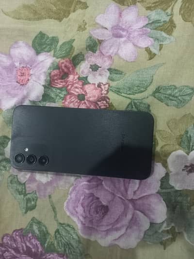 hwawei mate 10 lite ok fit. . . . Samsung a14 only board dead all phone ok