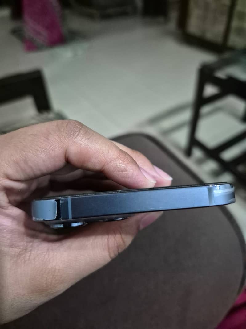iPhone 13 Pro Max 5