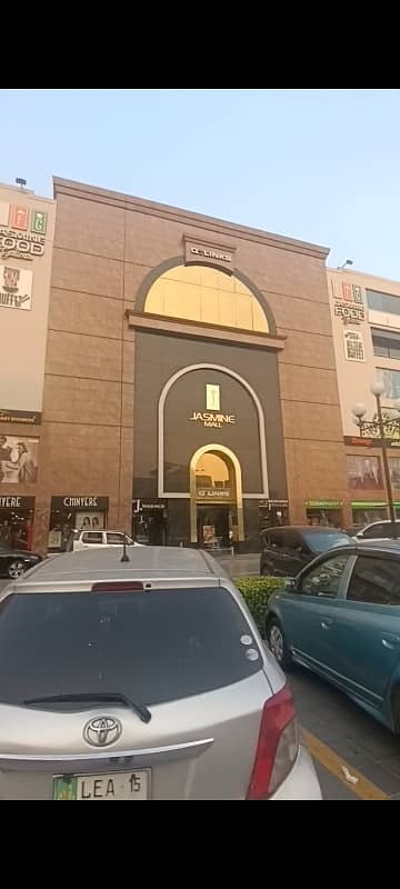 180 Sqft Ground Floor Front Shop available in Jasmine Mall Bahria Town Lahore