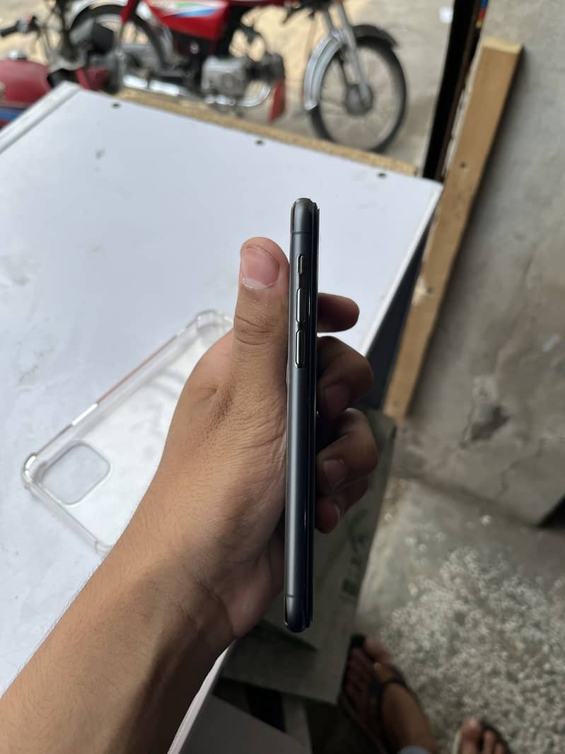 Iphone 11 pro 2
