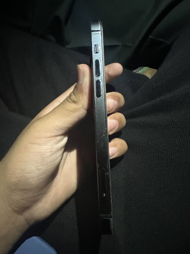 iPhone 12 Pro 5
