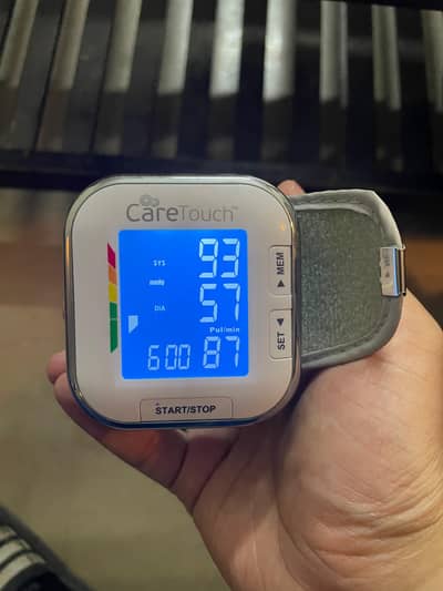 Automatic Blood Pressure Monitor