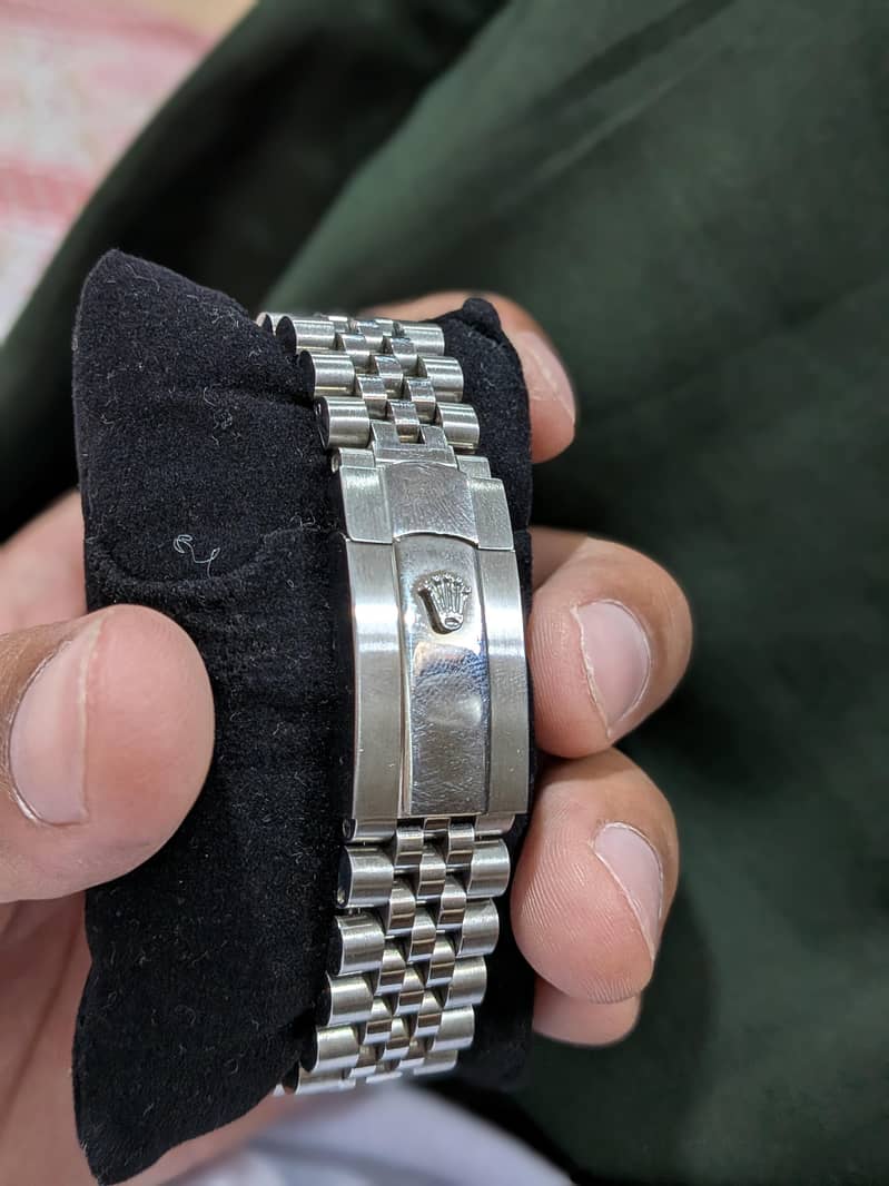 watch 2