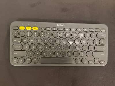 Logitech K380 Pebble Wireless Bluetooth Keyboard - 10/10 Condition