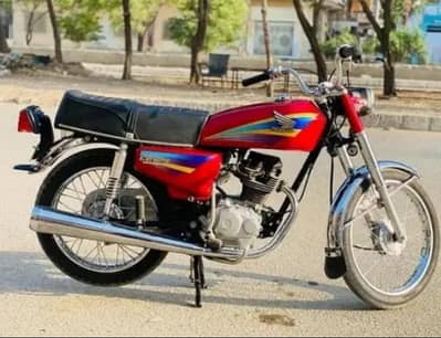 Honda 125 urgent sale number 03, 24, 63 41, 6 80