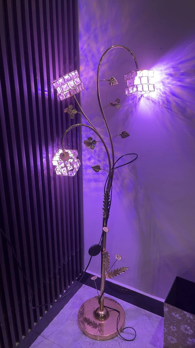 Floor lamp 1