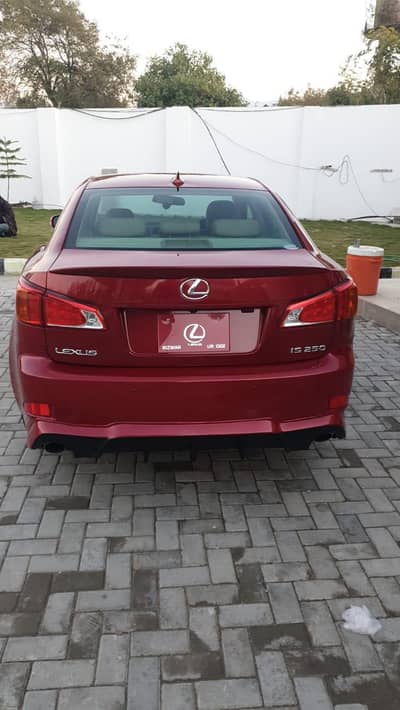 Lexus 2008 model Red colour