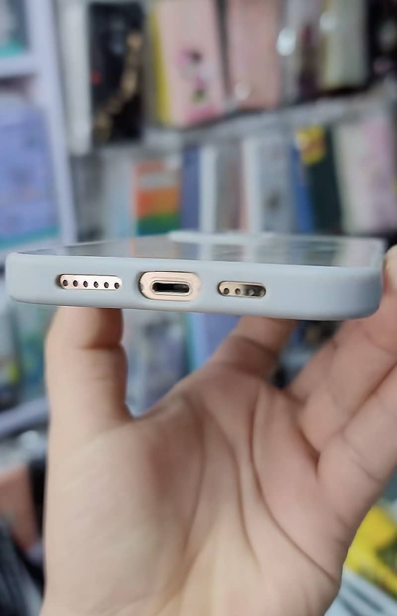iPhone 12 Pro Max 0