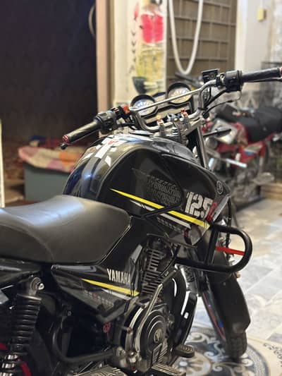 YAMAHA YBR 125 G