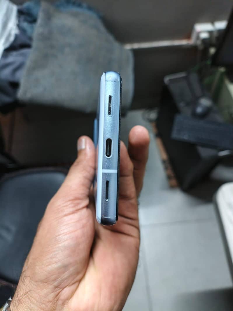 Google pixel 7a 3