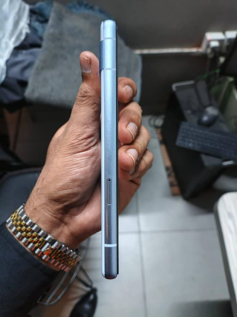 Google pixel 7a 4
