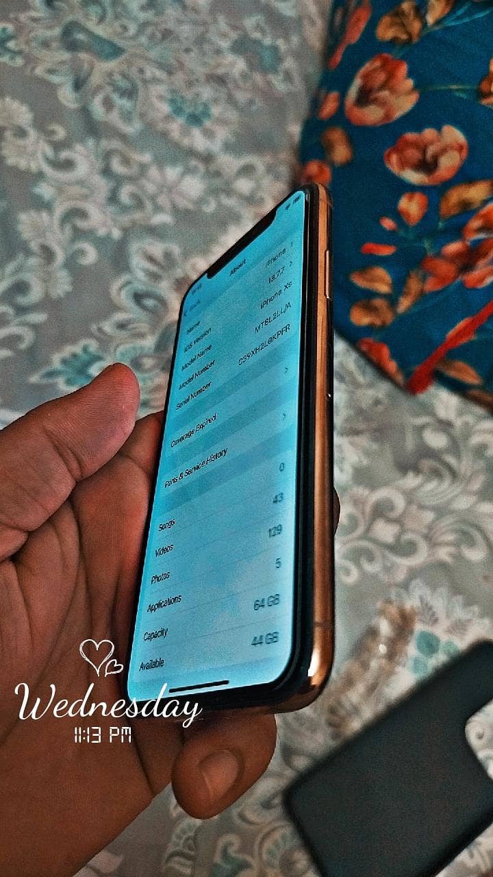 iPhone xs 3