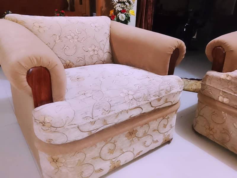 Sofa Set 0