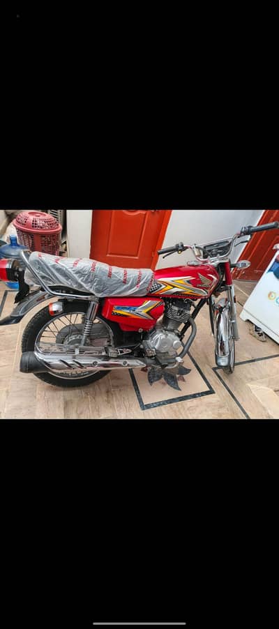 Honda 125 Applied later