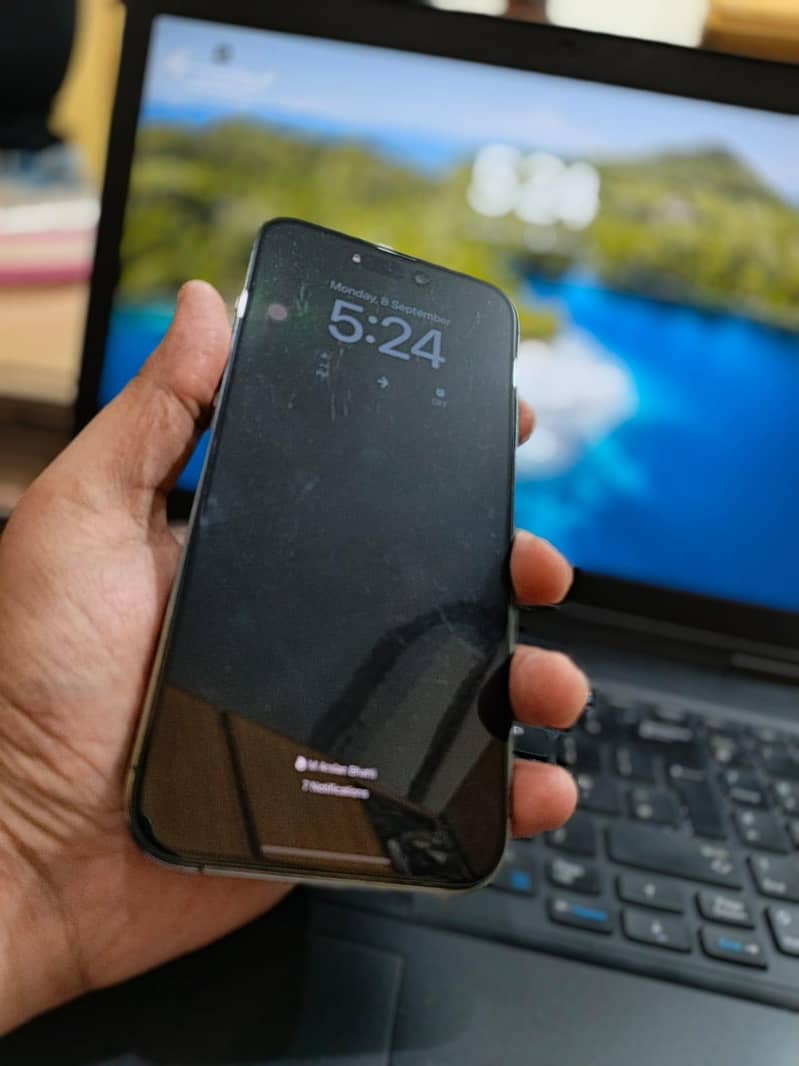 Iphone 14 Pro Max 5
