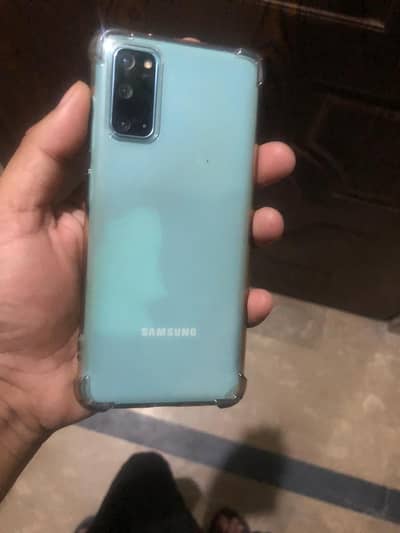 Samsung s20 8/128