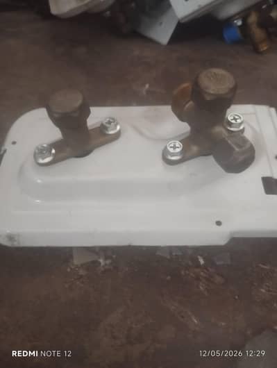 ac brass wall