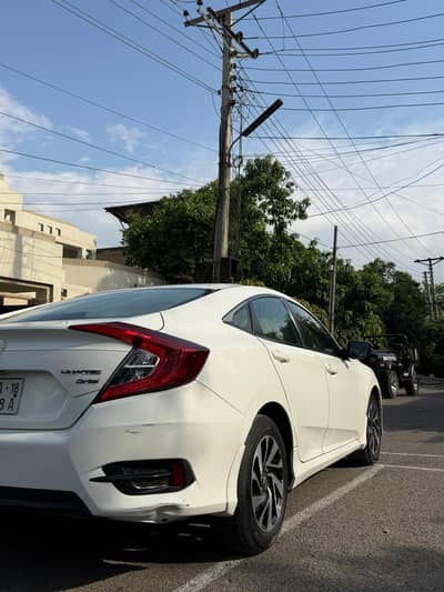 Honda civic 1.8 sunroof 2018