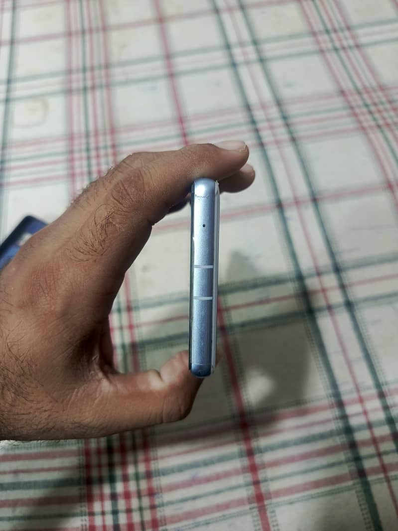 google pixel 7a 3