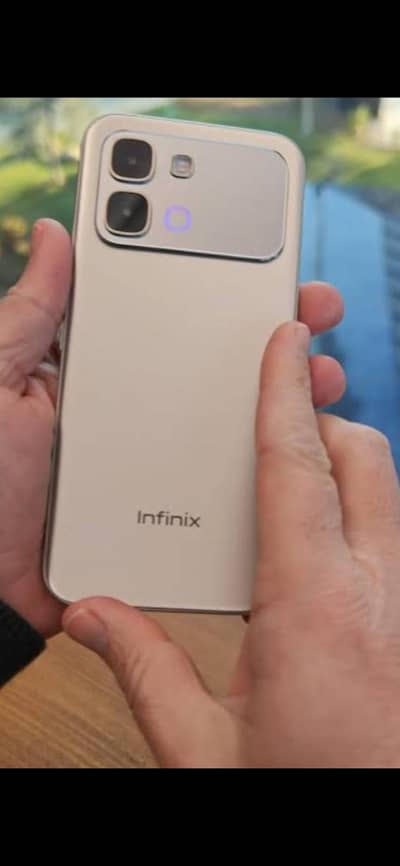 infinix note age silver