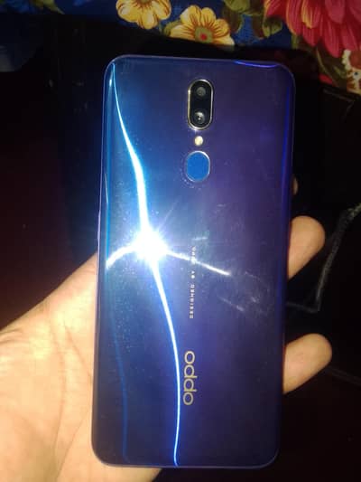 oppo f11-8 256  . jeniun mobile h. no open no repire