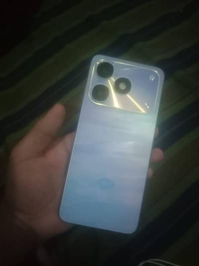 Itel a90 4/64 bilkul fresh condition mein hai