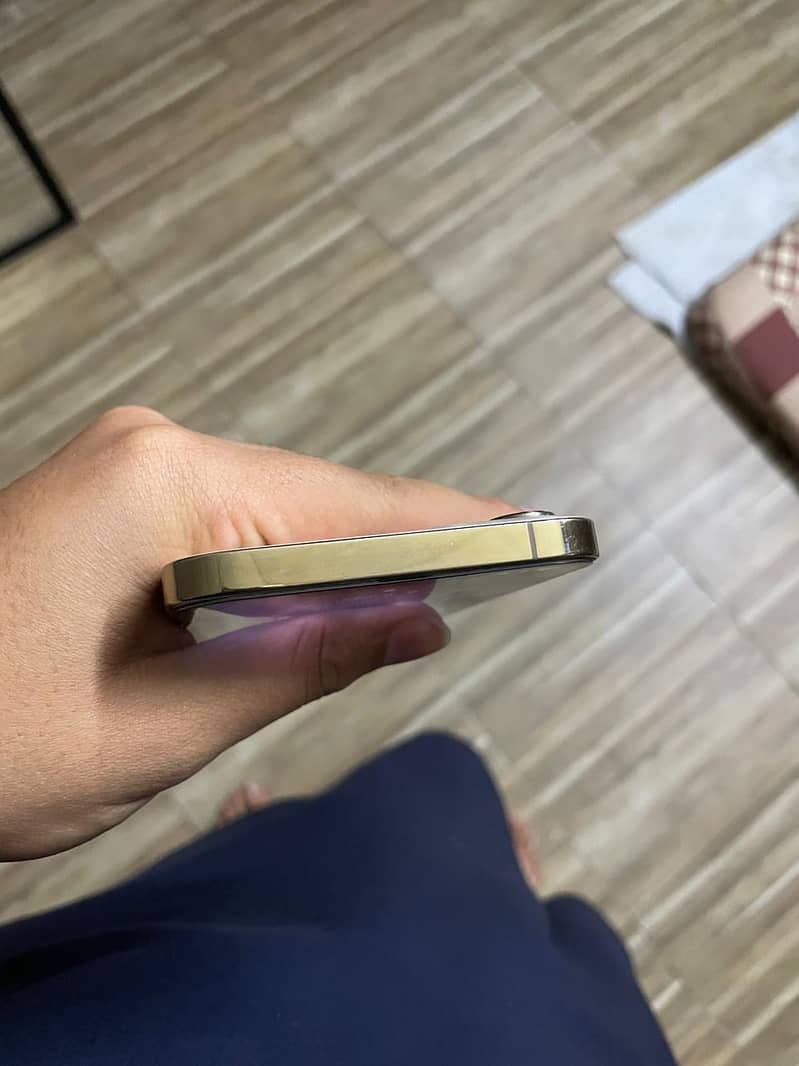 iphone 12 pro max 0