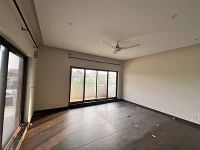 Vip 33 Marla Luxury Non Furnished House For Rent Available In Bahria Town Lahore