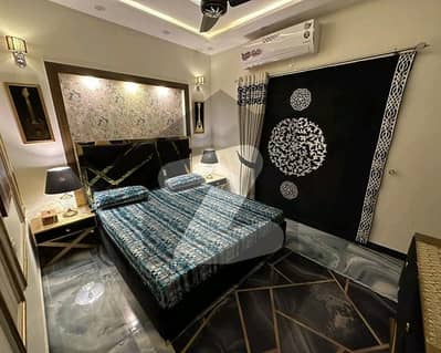 Vip 5 Marla Used House Available For Sale In Bahria Town Lahore