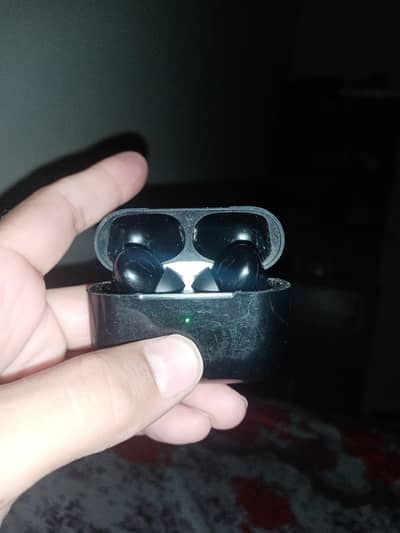 earbuds excellent battery time