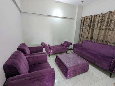7 Seater Sofa Set with Table new condition