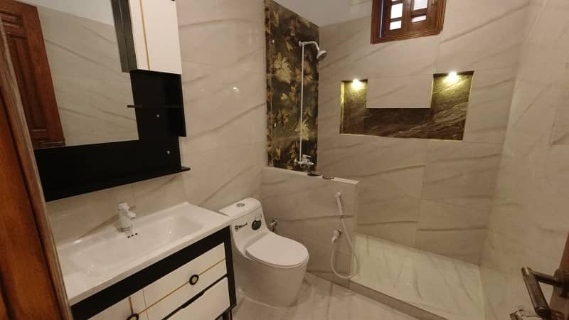Portion For Rent 3 Bed DD *Code(16397)* 1