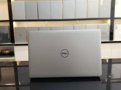 Dell Latitude 5520 (i5 / 11th gen G7 ) ( 8gb / 256gb)