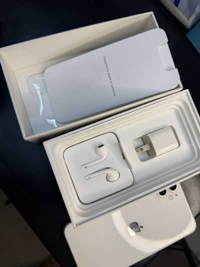 Iphone 11 PTA 128GB