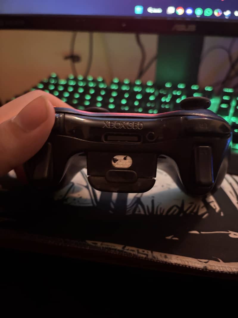 Xbox 360 controller 3
