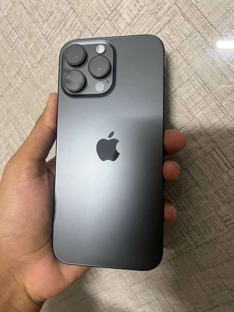 Iphone 16 pro max 0