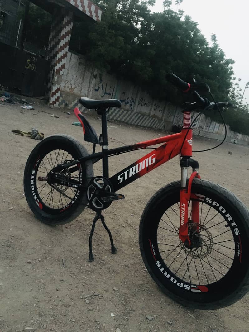 Strong cycle 0