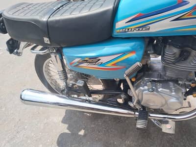 Honda 125 2016 full Ok bike Shokeen Log Rabta Kary