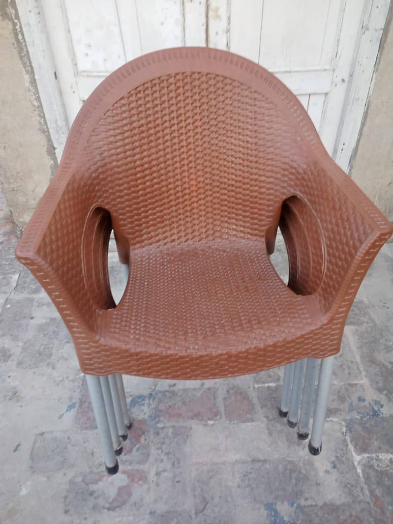 sitting chairs 4