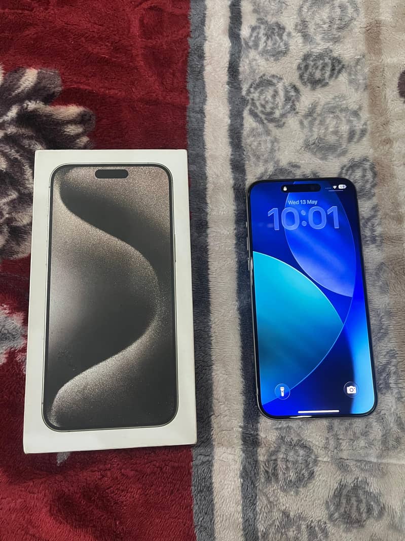 iPhone 15 pro max 4