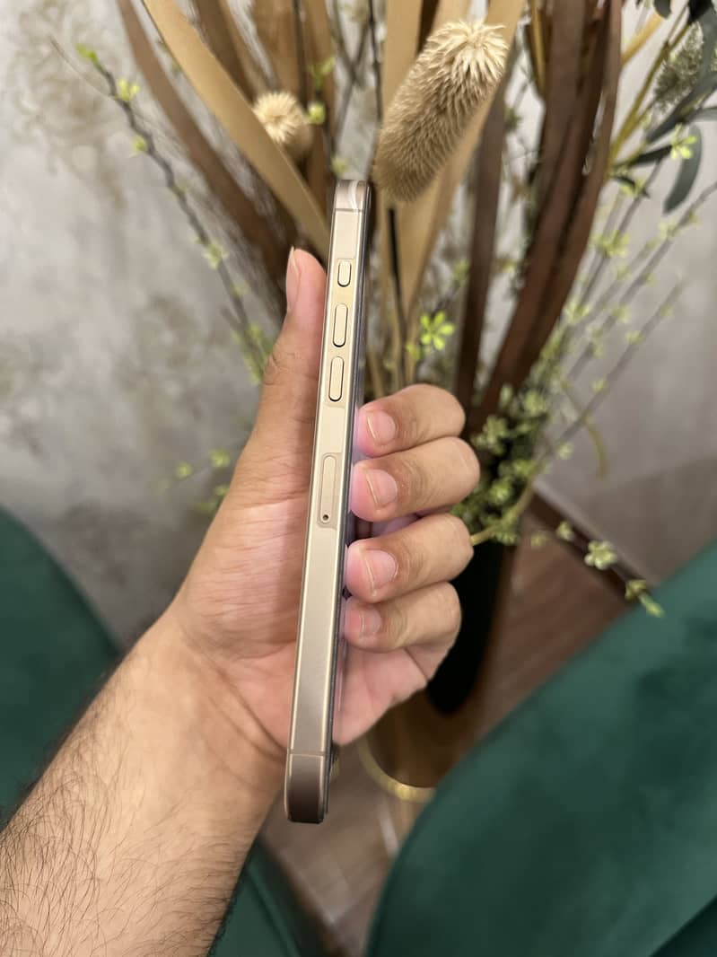 Iphone 16 pro max 2
