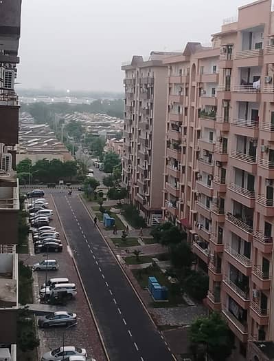 10-Marla 3-Bedroom's Tile Flooring (Apartment | Flat) For Sale | Askari 10 Lahore Cantt | @nusratestate