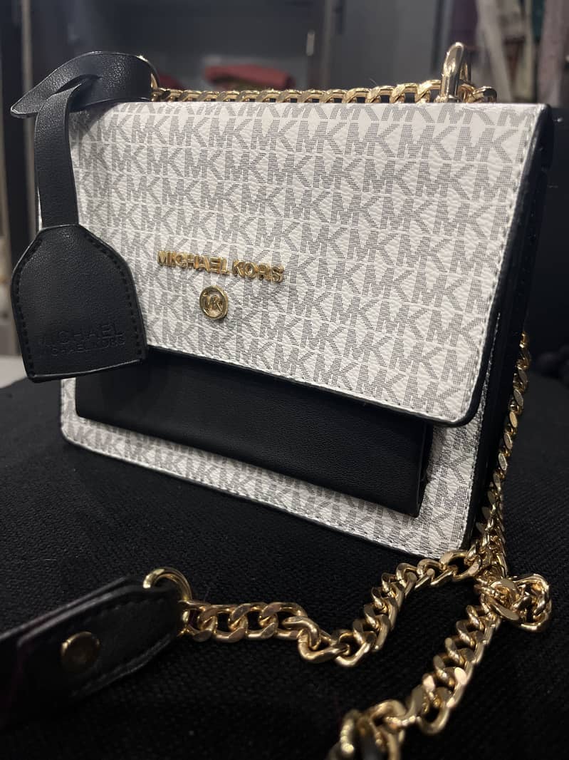 Hand bag 1