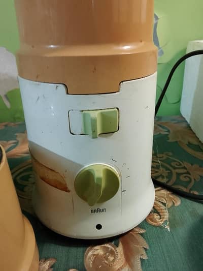 Braun meat and powder chopper