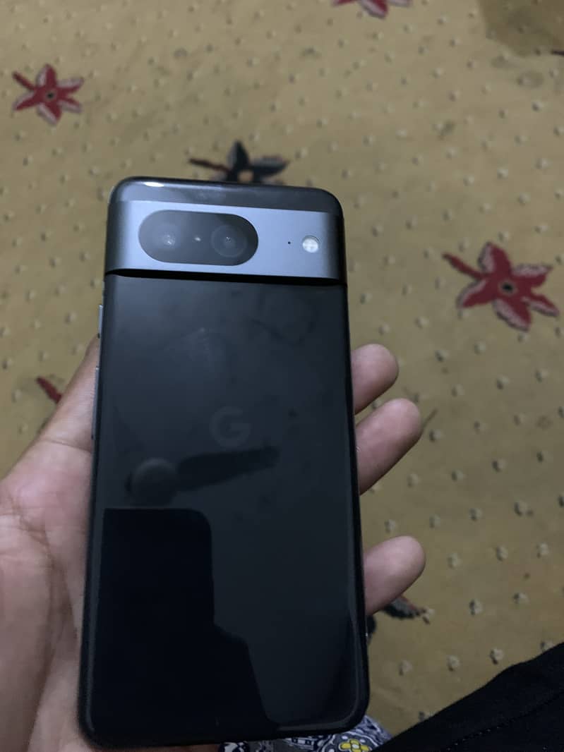 Google Pixel 8 6