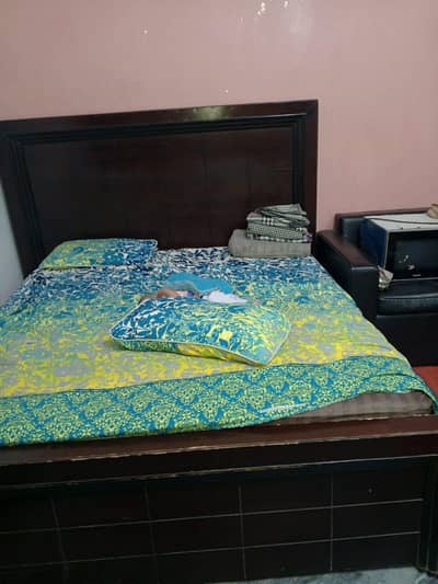 wooden bed for sale